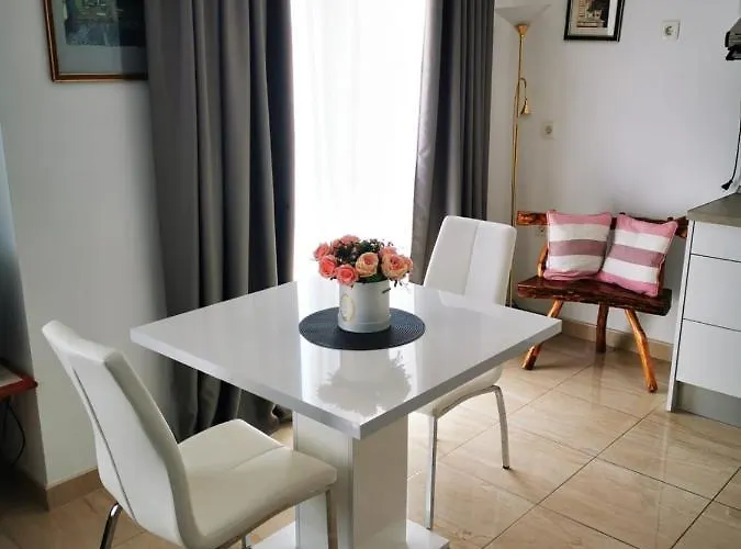 Marco * 马卡尔斯卡